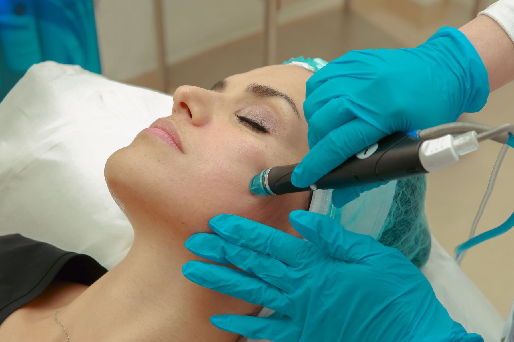Aqua Facial